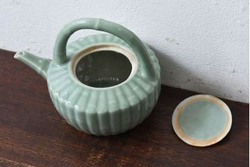 アンティーク雑貨　アンティーク　江戸期　三田焼　青磁銚子(竹節柄急須)