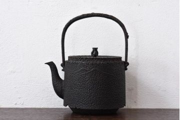 アンティーク雑貨　アンティーク　明治大正期　清光堂造　鹿楓紋鉄瓶
