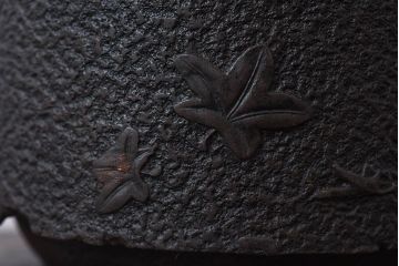 アンティーク雑貨　アンティーク　明治大正期　清光堂造　鹿楓紋鉄瓶