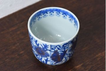 アンティーク雑貨　アンティーク　幕末明治期　色絵金彩湯呑(蕎麦猪口)