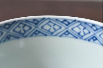 幕末〜明治期　伊万里焼　染付蛸唐草文　湯呑碗(蕎麦猪口、向付)(1)