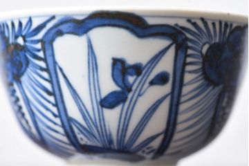 江戸時代後期　伊万里焼　染付　蓋茶碗2客セット(1)