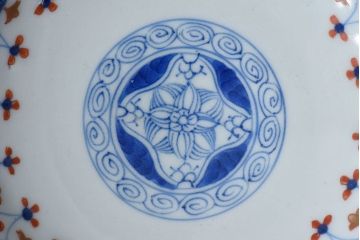 江戸期　大明成化年製　古伊万里　赤絵南蛮図染付　蓋茶碗