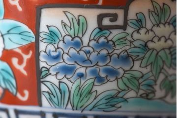 古民具・骨董　江戸期　華やかな古伊万里色絵染付　蕎麦猪口(湯呑、向付)(2)
