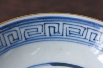 古民具・骨董　江戸期　華やかな古伊万里色絵染付　蓋つき茶碗(2客セット)