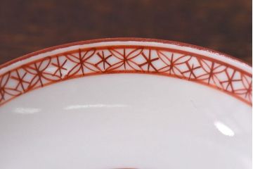 アンティーク雑貨　幕末〜明治期!　余白を美しく魅せる赤絵染付蓋茶碗2客セット