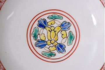 アンティーク雑貨　幕末〜明治期!　余白を美しく魅せる赤絵染付蓋茶碗2客セット