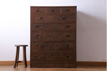中古　伝統工芸軽井沢彫り　上質な洋服タンス(衣装箪笥、収納棚)