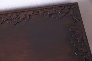 中古　伝統工芸軽井沢彫り　上質な洋服タンス(衣装箪笥、収納棚)