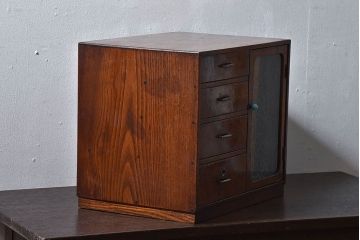 レトロ家具　昭和レトロ　結霜ガラスがおしゃれな扉付き小引き出し(小物収納)