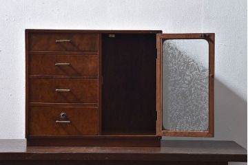 レトロ家具　昭和レトロ　結霜ガラスがおしゃれな扉付き小引き出し(小物収納)