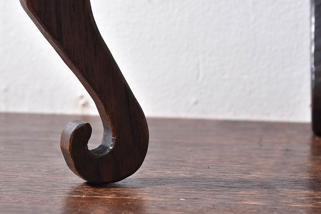 アンティーク雑貨　和製アンティーク　木目と質感が味わい深い総ケヤキ材の花台(飾り台)