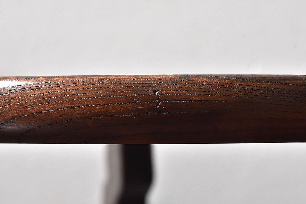 アンティーク雑貨　和製アンティーク　木目と質感が味わい深い総ケヤキ材の花台(飾り台)