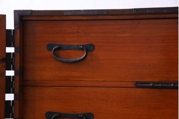 アンティーク家具　観音開き戸　アンティークチェスト(衣装箪笥、引き出し、重ね箪笥)