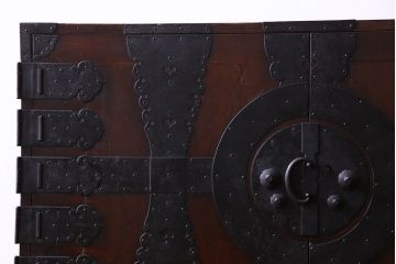 アンティーク家具　観音開き戸　アンティークチェスト(衣装箪笥、引き出し、重ね箪笥)