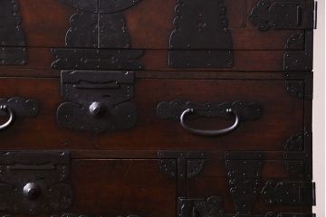 アンティーク家具　観音開き戸　アンティークチェスト(衣装箪笥、引き出し、重ね箪笥)