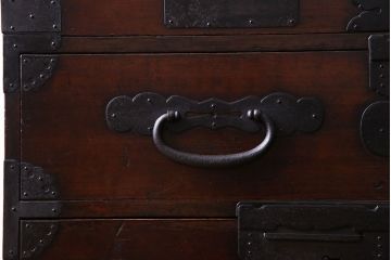 アンティーク家具　観音開き戸　アンティークチェスト(衣装箪笥、引き出し、重ね箪笥)