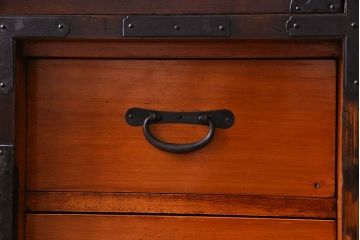 アンティーク家具　観音開き戸　アンティークチェスト(衣装箪笥、引き出し、重ね箪笥)