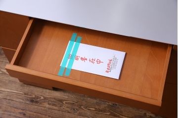 中古　Cassinaixc.(カッシーナイクスシー)　メイクアップドレッサー(鏡台)