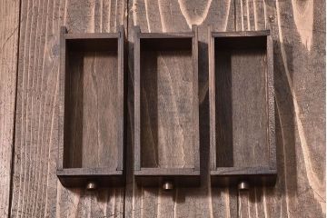 アンティーク雑貨　中古　シックな小引き出し付きの本立て(小物収納)