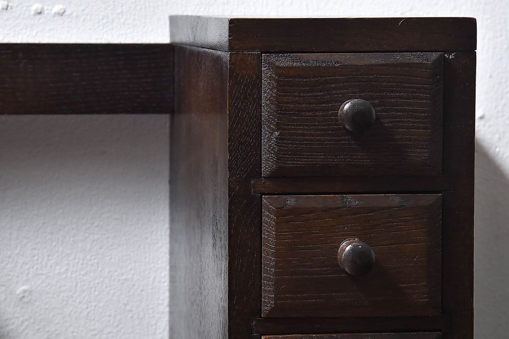 アンティーク雑貨　中古　シックな小引き出し付きの本立て(小物収納)
