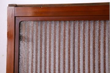 和製アンティーク　裏ガラス入り　艶やかな質感が魅力的なガラス格子戸(引き戸、建具)4枚セット