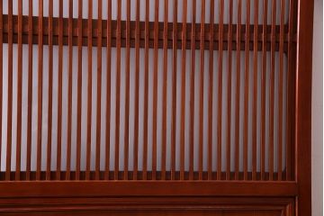 和製アンティーク　裏ガラス入り　艶やかな質感が魅力的なガラス格子戸(引き戸、建具)