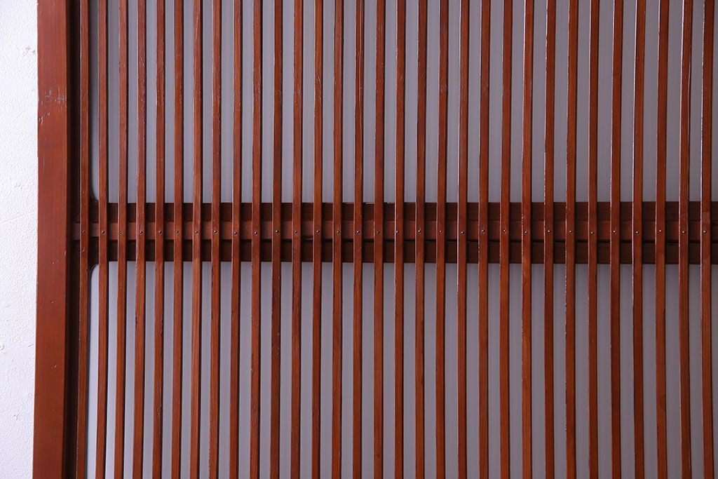 和製アンティーク　裏ガラス入り　艶やかな質感が魅力的なガラス格子戸(引き戸、建具)