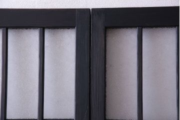 ペイント家具　ダイヤガラスがおしゃれなガラス格子戸(引き戸、建具)2枚セット