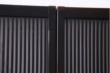 和製アンティーク　腰板欅材　ガラス入り格子戸(引き戸、建具)2枚セット