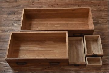 アンティーク家具　和製アンティーク　観音開き戸!下部の棚が便利な時代箪笥サイドボード(チェスト)