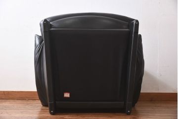中古美品　Cassinaixc.(カッシーナイクスシー)　PORTOVENERE(ポルトヴェーネル)天然革　1人掛けソファ(定価約67万円)