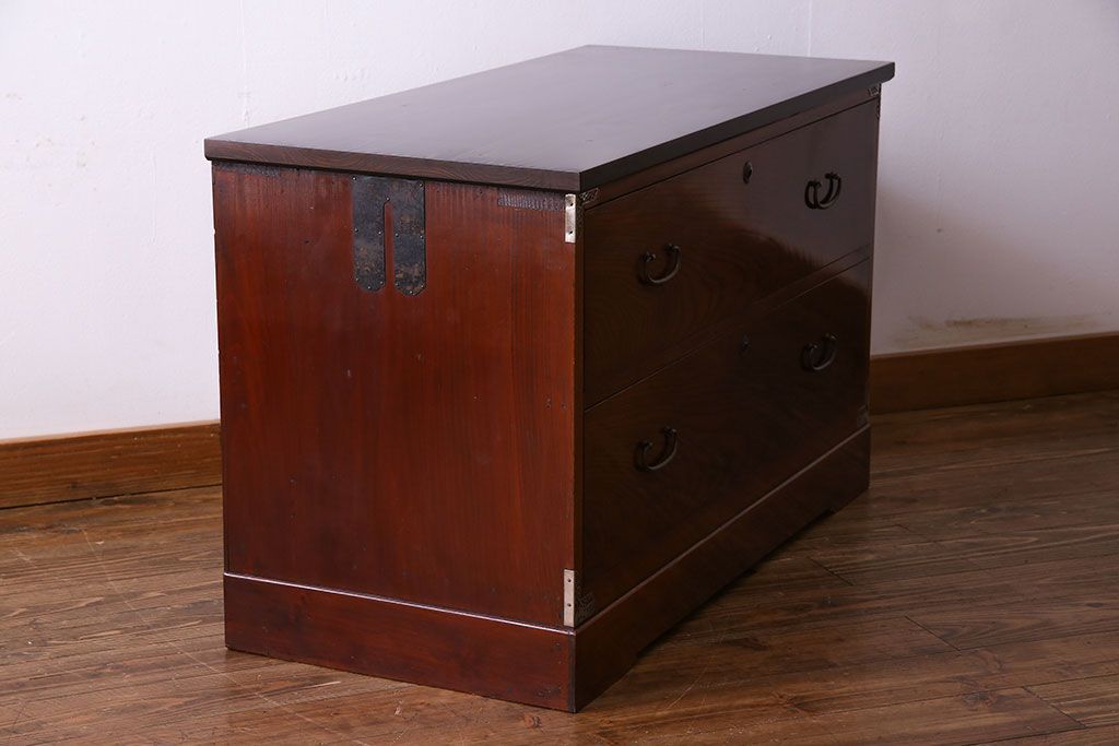 アンティーク家具　昭和期　前面ケヤキ材　漆塗りが美しいタンスローチェスト(引き出し、箪笥)