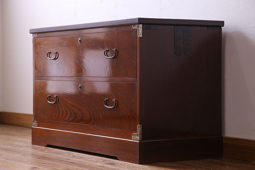 アンティーク家具　昭和期　前面ケヤキ材　漆塗りが美しいタンスローチェスト(引き出し、箪笥)