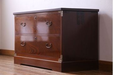 アンティーク家具　昭和期　前面ケヤキ材　漆塗りが美しいタンスローチェスト(引き出し、箪笥)