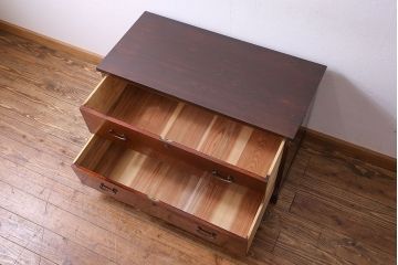 アンティーク家具　昭和期　前面ケヤキ材　漆塗りが美しいタンスローチェスト(引き出し、箪笥)