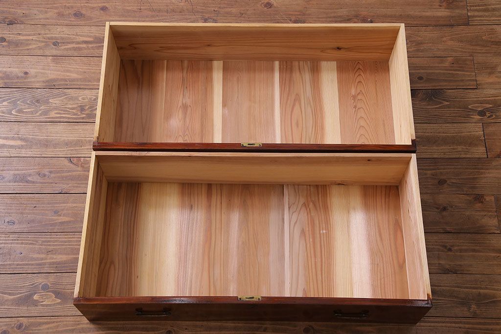 アンティーク家具　昭和期　前面ケヤキ材　漆塗りが美しいタンスローチェスト(引き出し、箪笥)