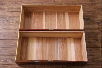 アンティーク家具　昭和期　前面ケヤキ材　漆塗りが美しいタンスローチェスト(引き出し、箪笥)