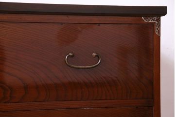 アンティーク家具　昭和期　前面ケヤキ材　漆塗りが美しいタンスローチェスト(引き出し、箪笥)