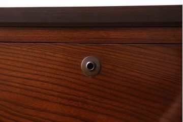 アンティーク家具　昭和期　前面ケヤキ材　漆塗りが美しいタンスローチェスト(引き出し、箪笥)