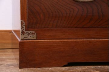 アンティーク家具　昭和期　前面ケヤキ材　漆塗りが美しいタンスローチェスト(引き出し、箪笥)