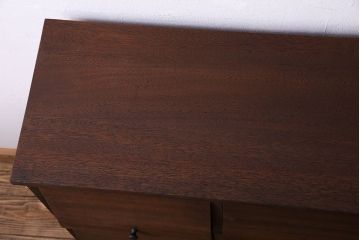 レトロ家具　昭和レトロ　マス目が可愛らしいパタパタ収納棚(キャビネット、戸棚)