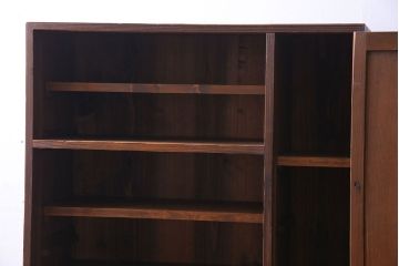 レトロ家具　引き出し付き!レトロなデザインのアンティーク下駄箱(収納棚、戸棚)