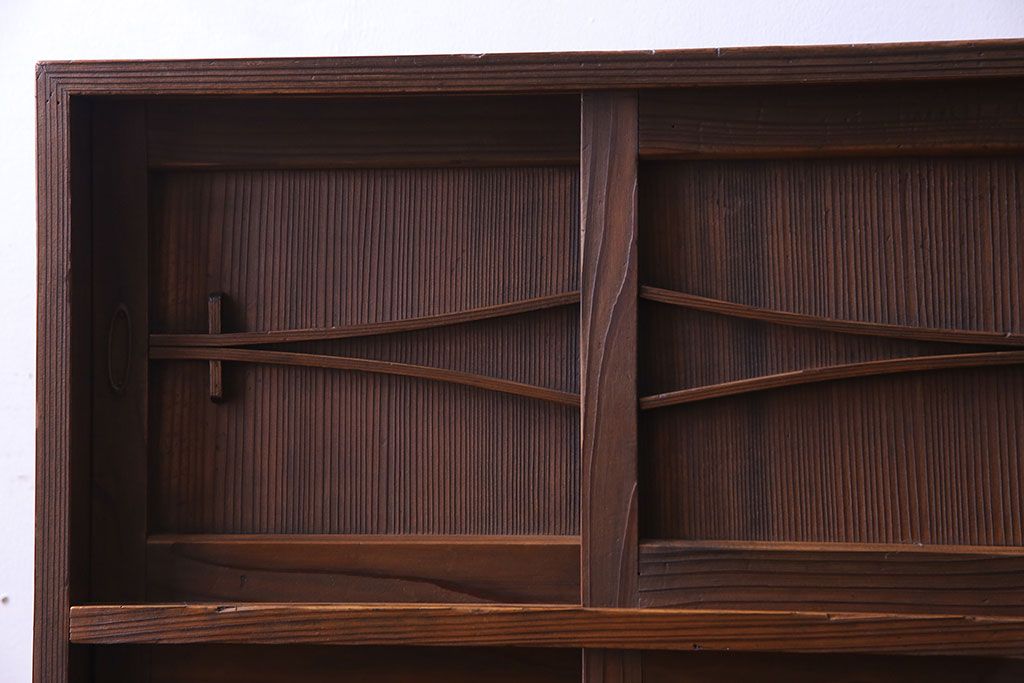 レトロ家具　引き出し付き!レトロなデザインのアンティーク下駄箱(収納棚、戸棚)