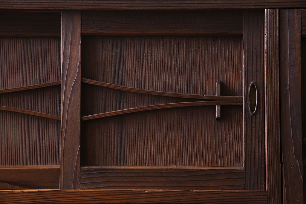 レトロ家具　引き出し付き!レトロなデザインのアンティーク下駄箱(収納棚、戸棚)