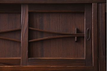 レトロ家具　引き出し付き!レトロなデザインのアンティーク下駄箱(収納棚、戸棚)