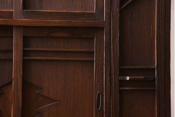 レトロ家具　引き出し付き!レトロなデザインのアンティーク下駄箱(収納棚、戸棚)