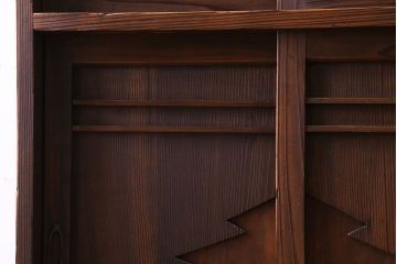 レトロ家具　引き出し付き!レトロなデザインのアンティーク下駄箱(収納棚、戸棚)