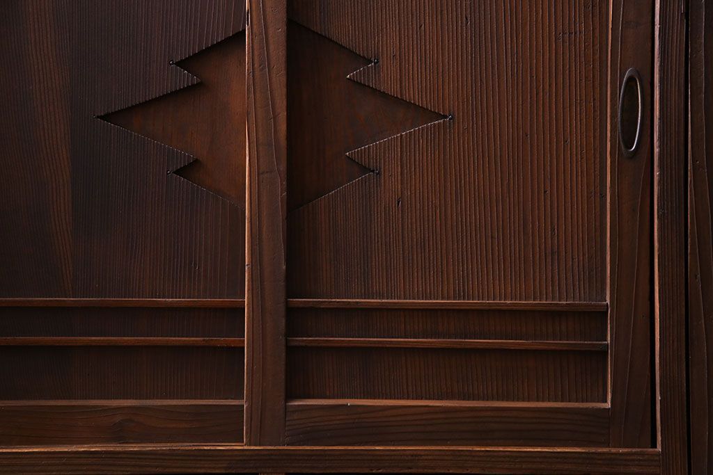 レトロ家具　引き出し付き!レトロなデザインのアンティーク下駄箱(収納棚、戸棚)