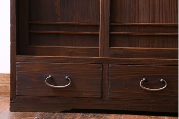 レトロ家具　引き出し付き!レトロなデザインのアンティーク下駄箱(収納棚、戸棚)